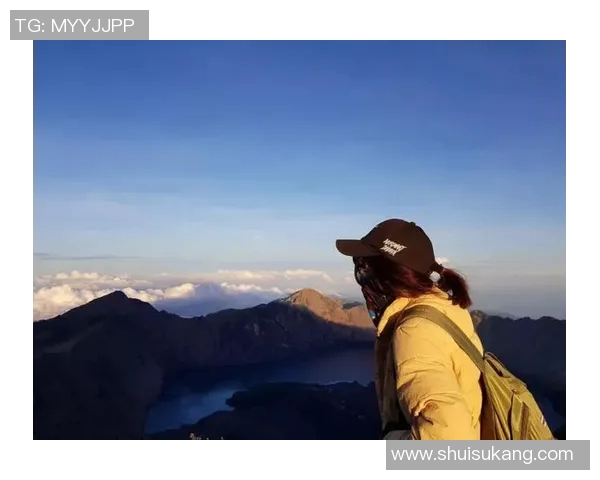 杨丽专访：探寻排球背后的成功秘诀与成长故事